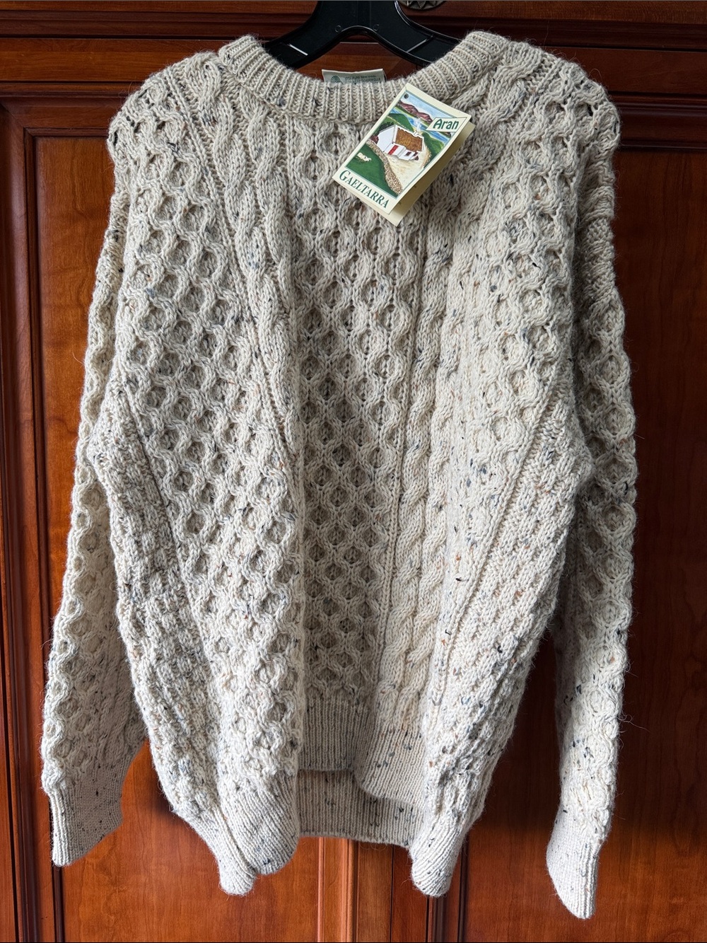 Aran Craft Cable Crewneck Sweater in Oatmeal Speckle